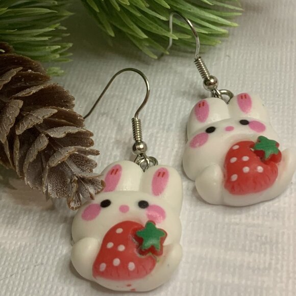 Strawberry Earring, Easter Bunny, Bunny Earring, Easter Earring, Easter Basket - Picture 6 of 8